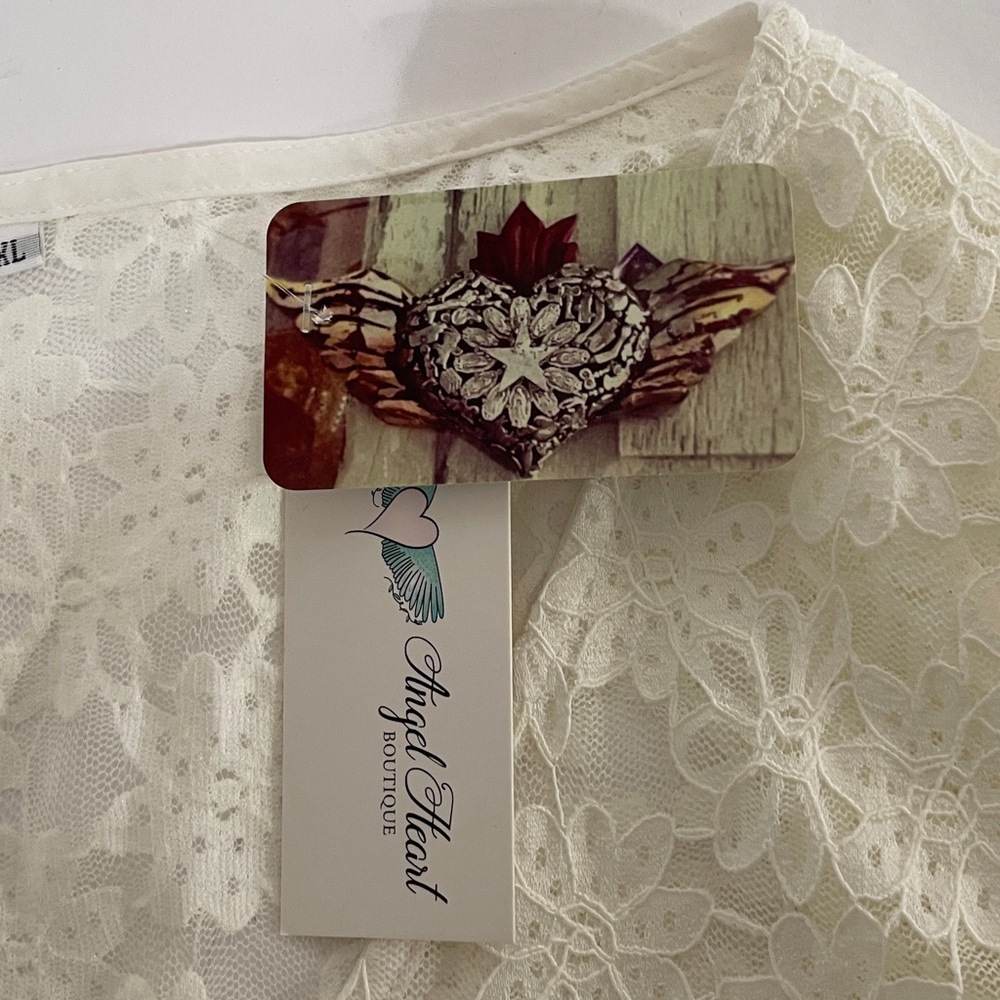 XL Angel Heart Boutique Lace Tiered V-Neck Women's Top - Dress
NWT - Picture 4 of 15